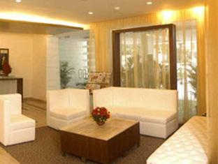 The Chevron Hotel 3*