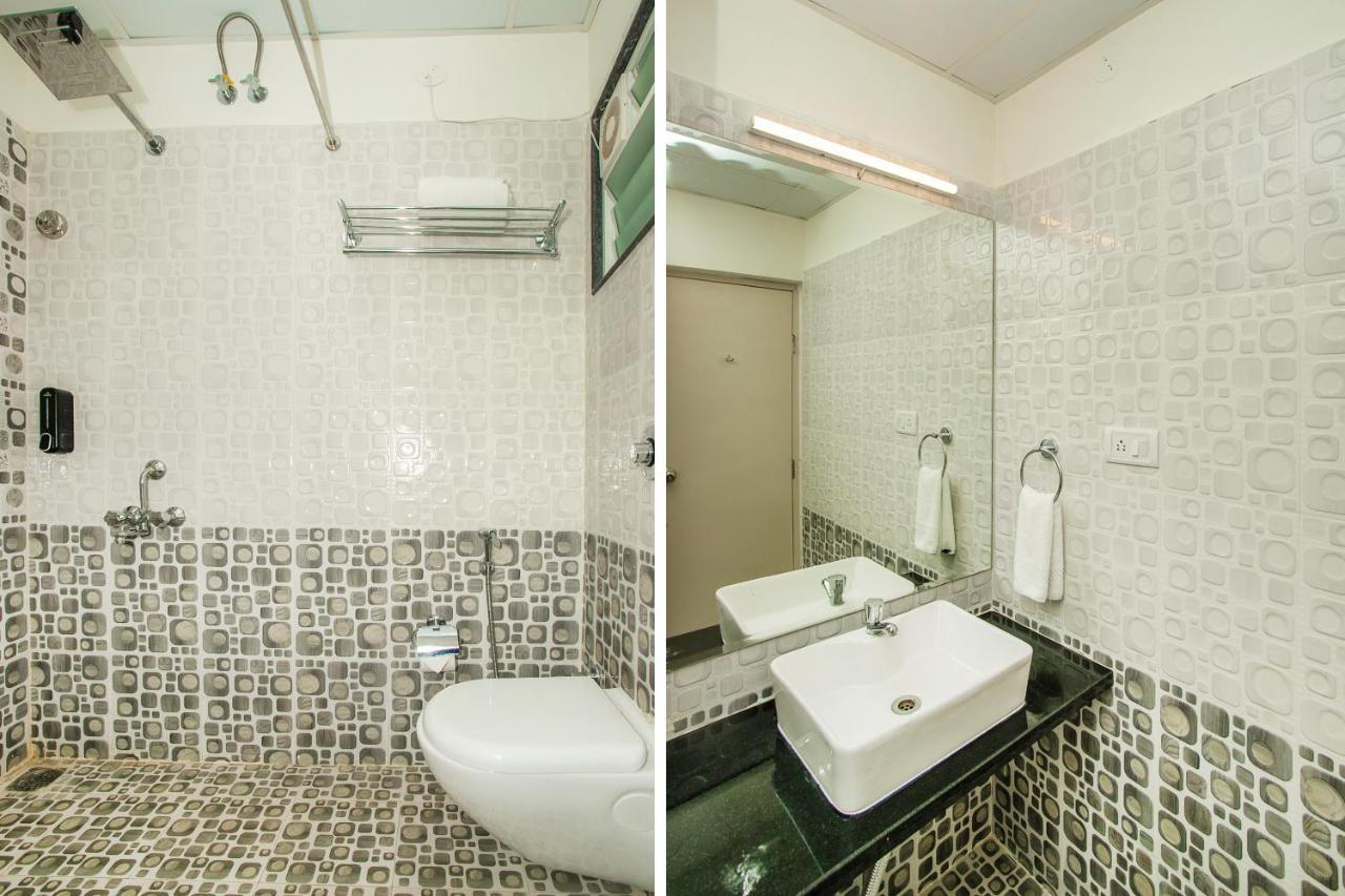 Hotel Capital O 25030 D'brooks 3*