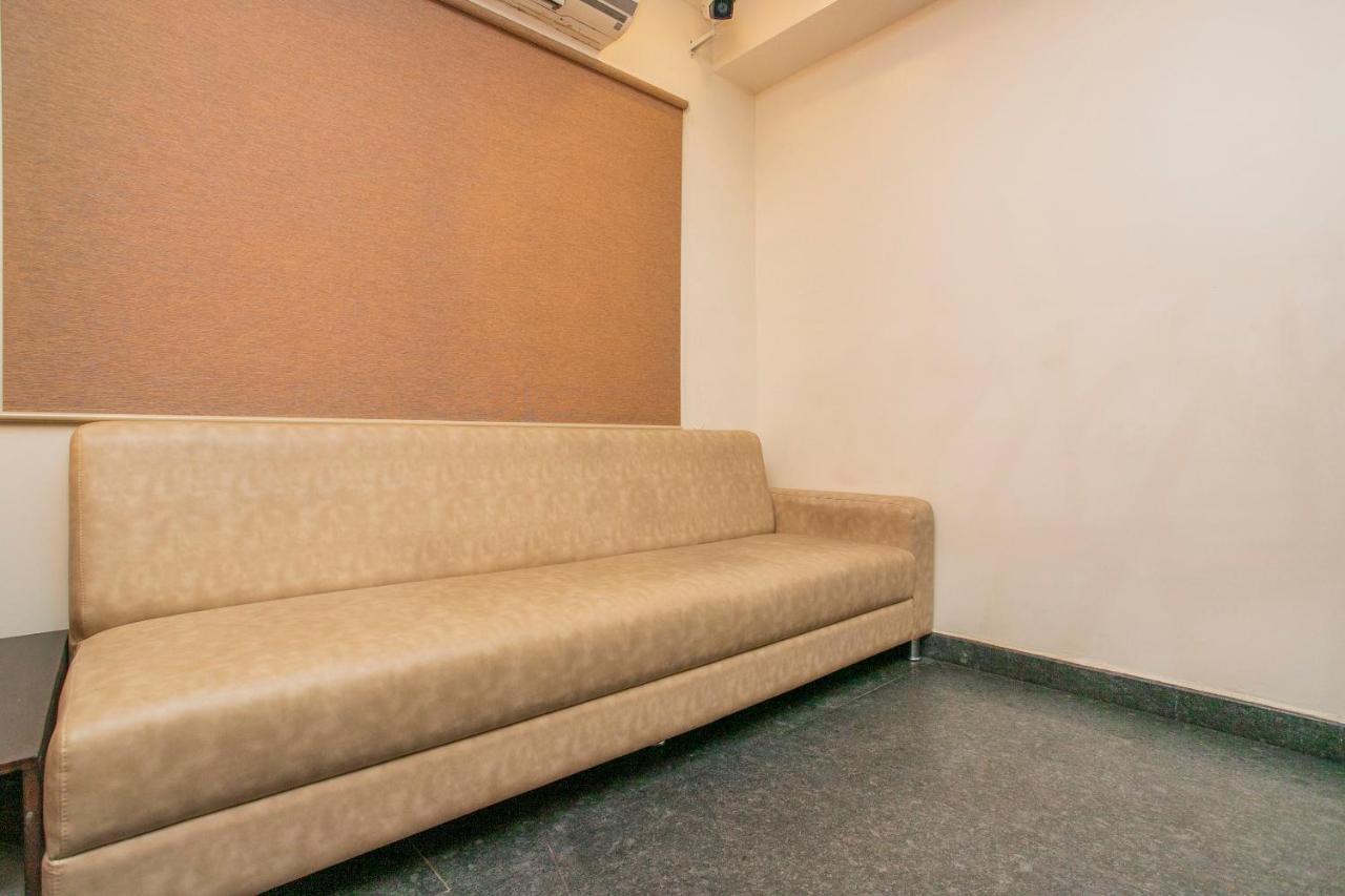Capital O 25030 D'brooks Bangalore