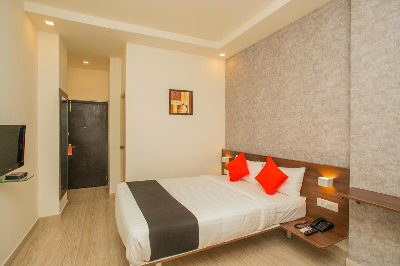 Capital O 25030 D'brooks Bangalore