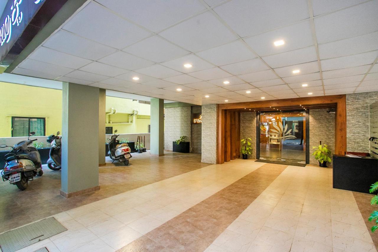Hotel Capital O 25030 D'brooks 3*