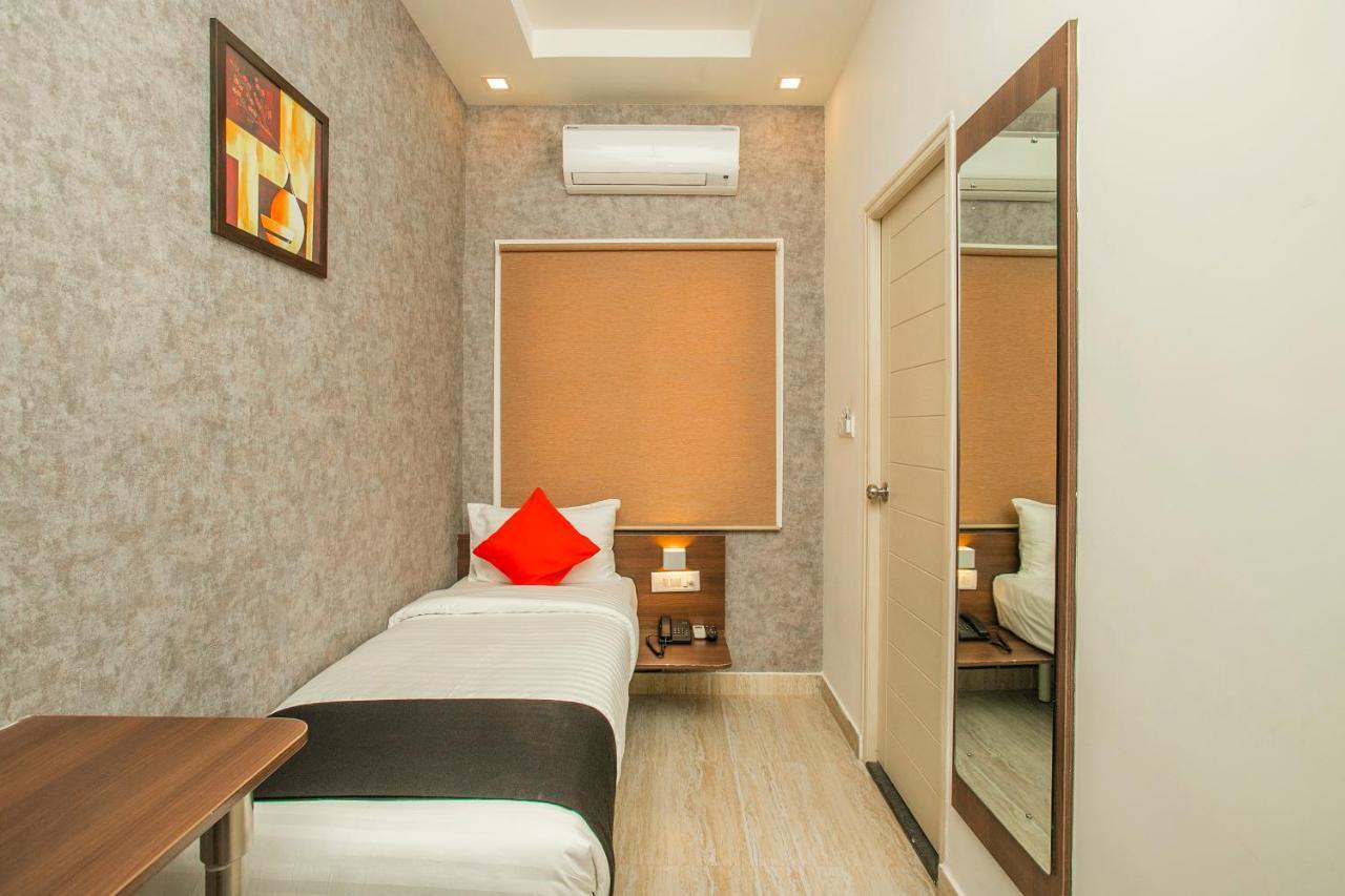 Hotel Capital O 25030 D'brooks Bangalore