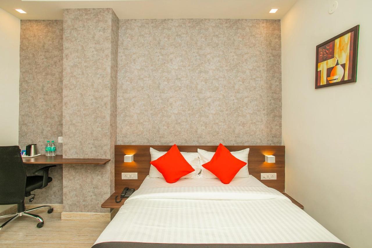 Capital O 25030 D'brooks Bangalore