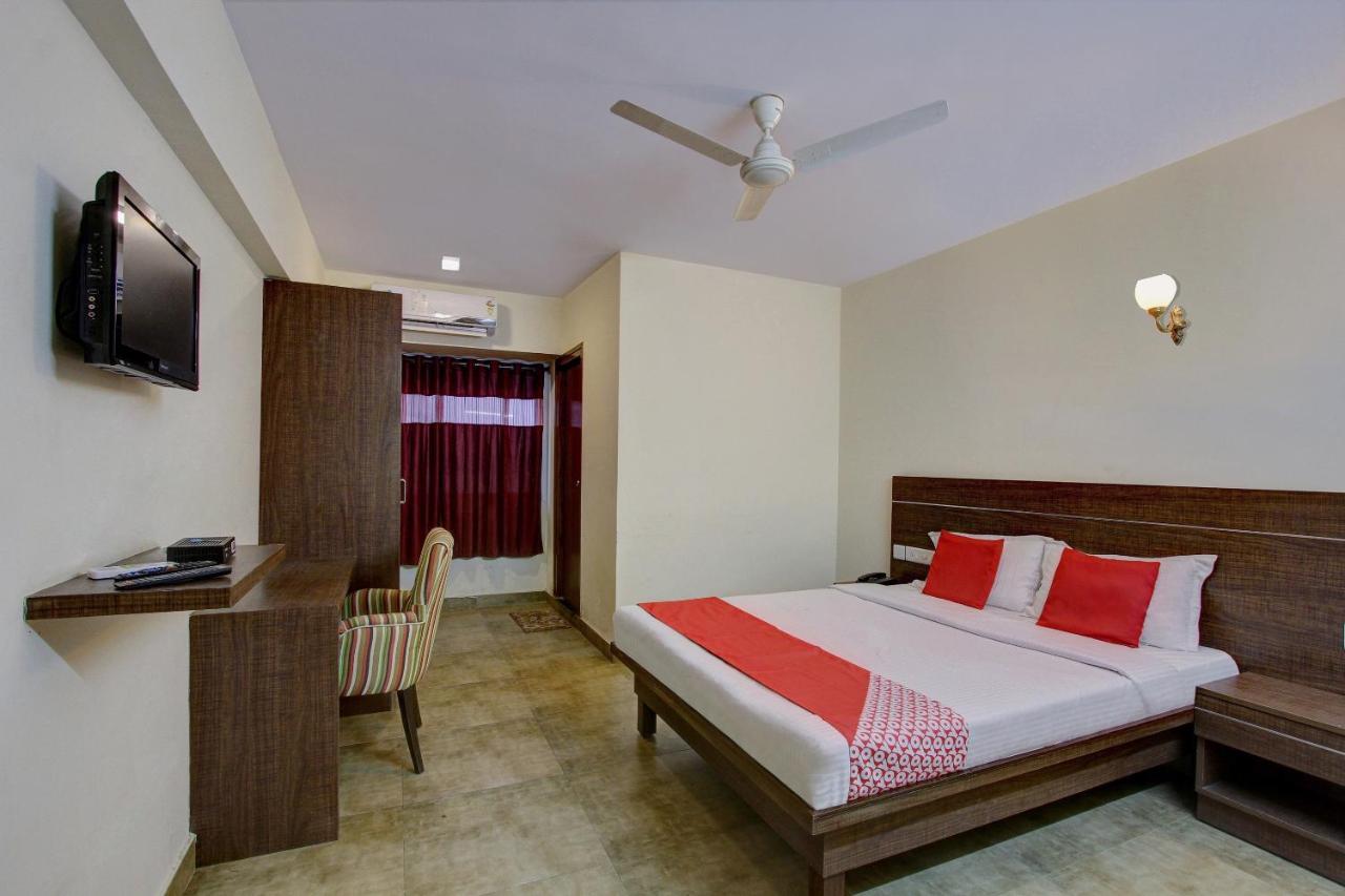 Oyo 26163 Jodidhar's Club Hotel 3*