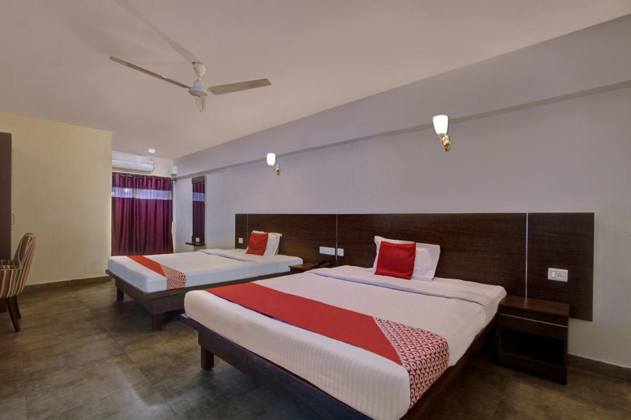 Oyo 26163 Jodidhar's Club Bangalore