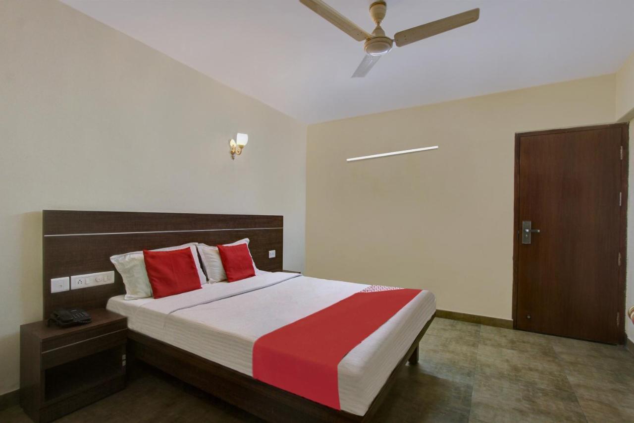 Hotel Oyo 26163 Jodidhar's Club