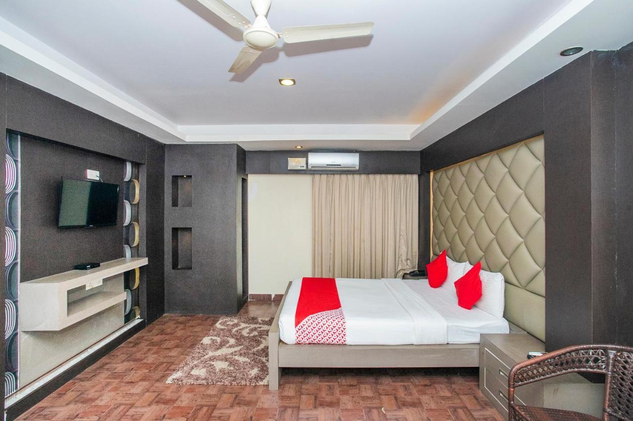 Oyo 4242 Hsr Layout Hotel