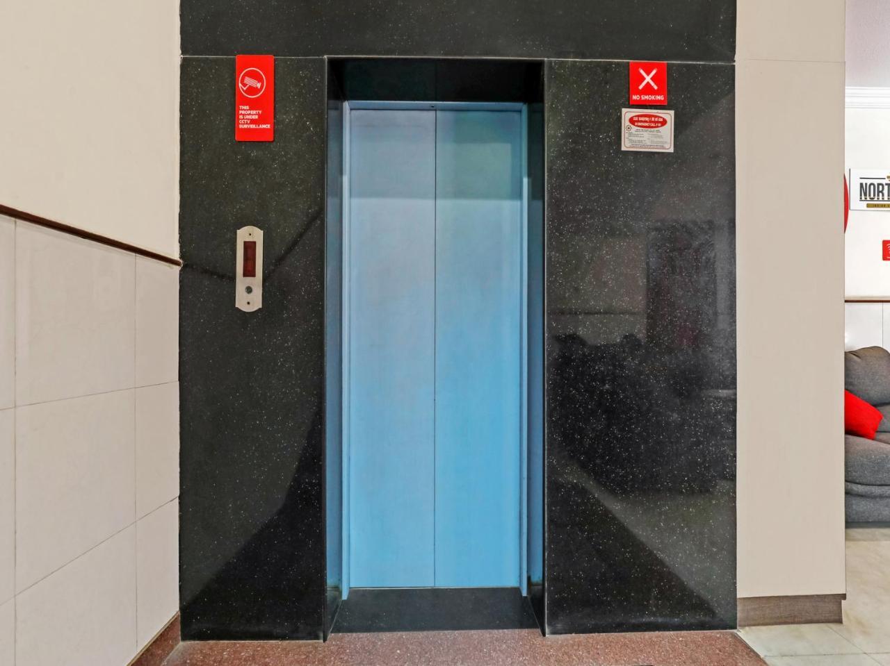 Oyo Flagship 12476 Bellandur 3*