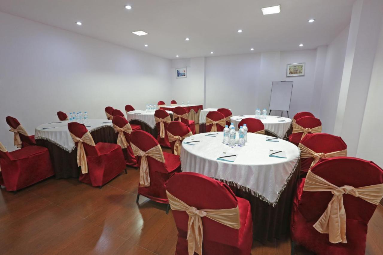 Trinity Isle 3* Bangalore