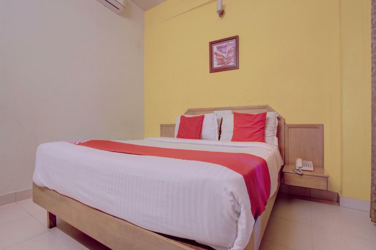 Oyo 27005 The Woodbridge 3* Bangalore