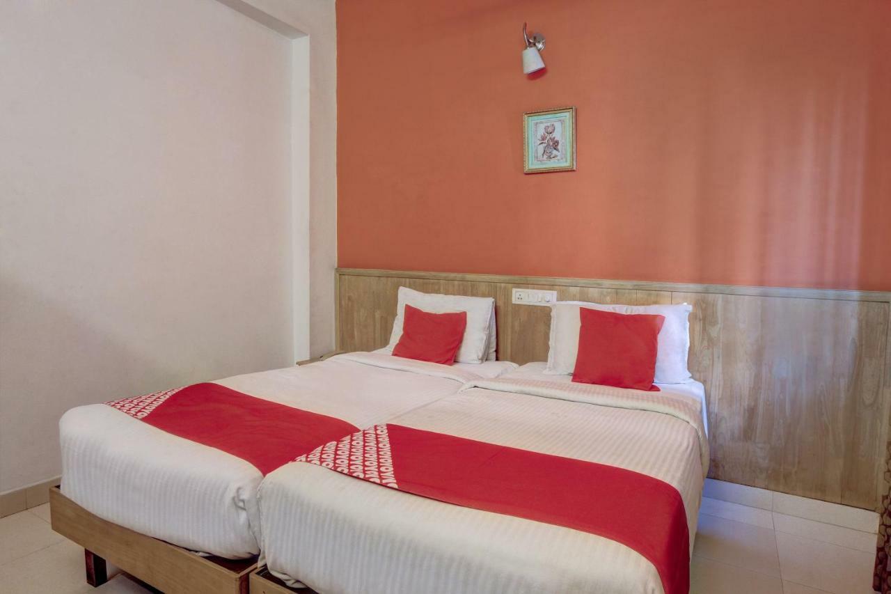 Hotel Oyo 27005 The Woodbridge Bangalore