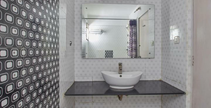 Hotel Capital O 16324 Niche