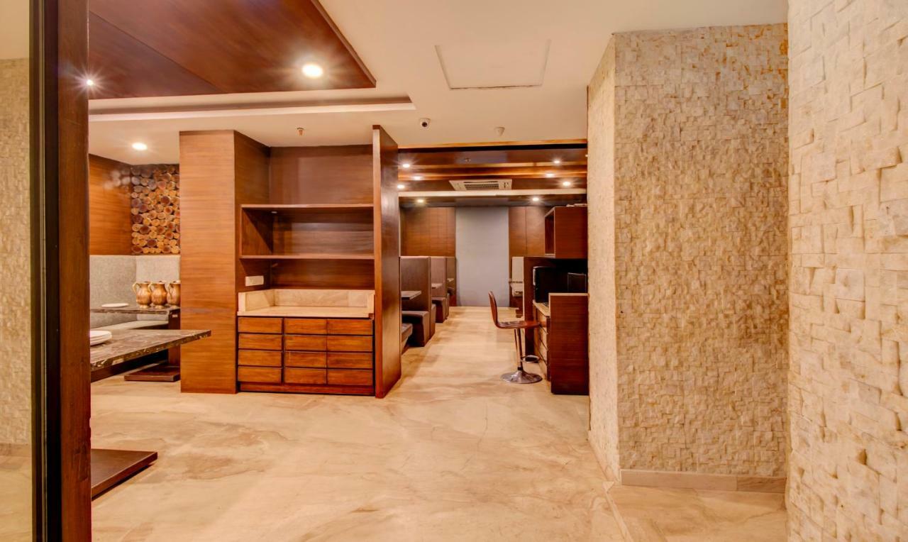 Hotel Jagadish Brigade 3*