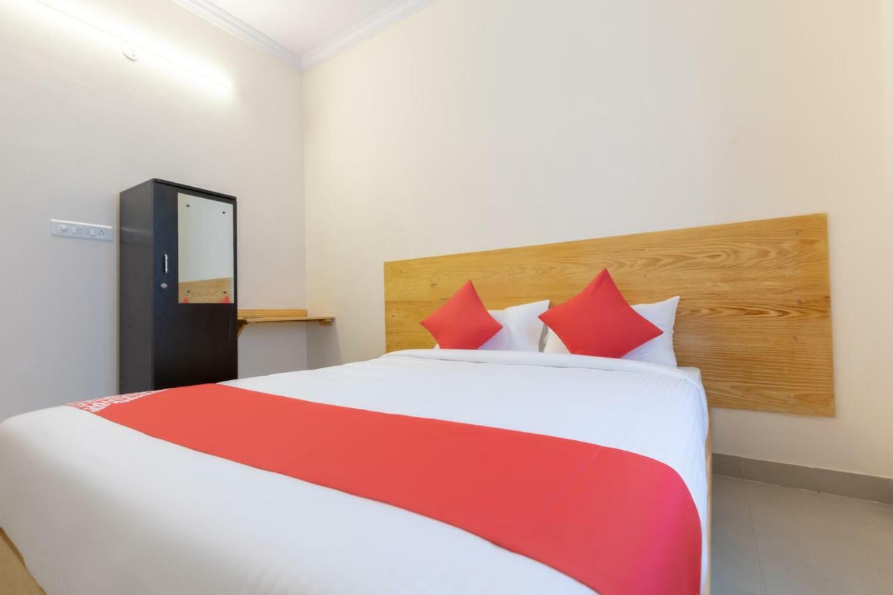 Oyo Flagship 44601 Cloud 3* Bangalore