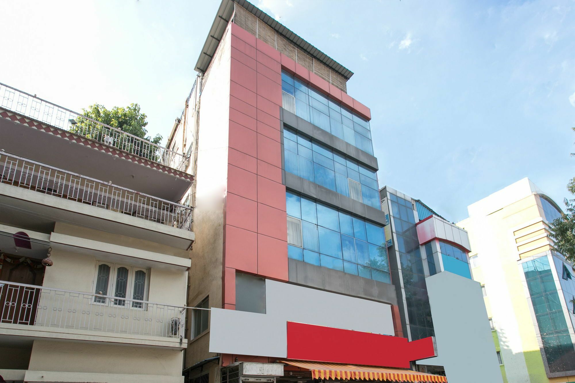 Oyo 10378 Hibiscus Mayflower Hotel Bangalore