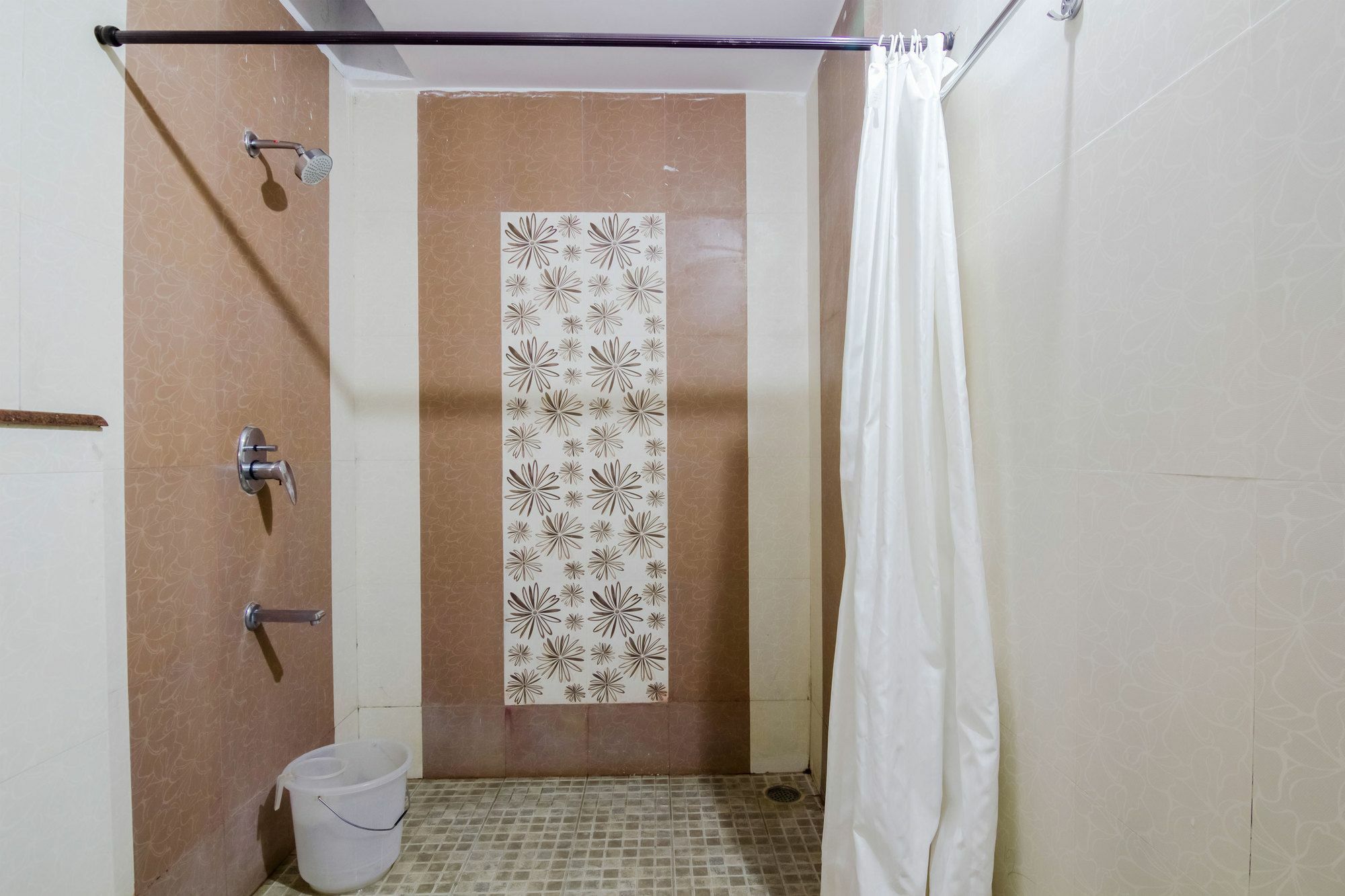 Catalyst Suites-yeshwanthpur 2*