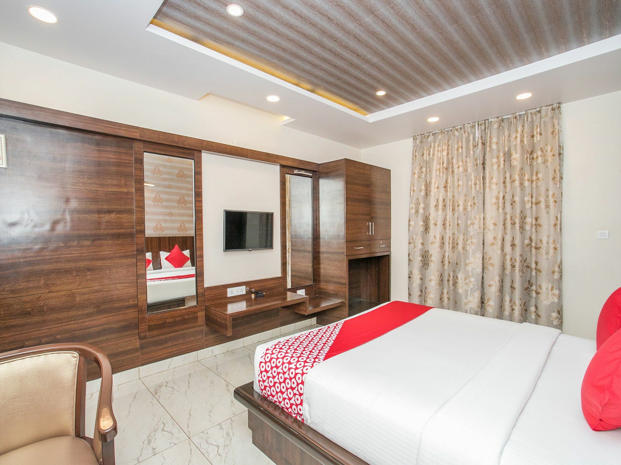 Capital O 15950 J K Residency Hotel Bangalore