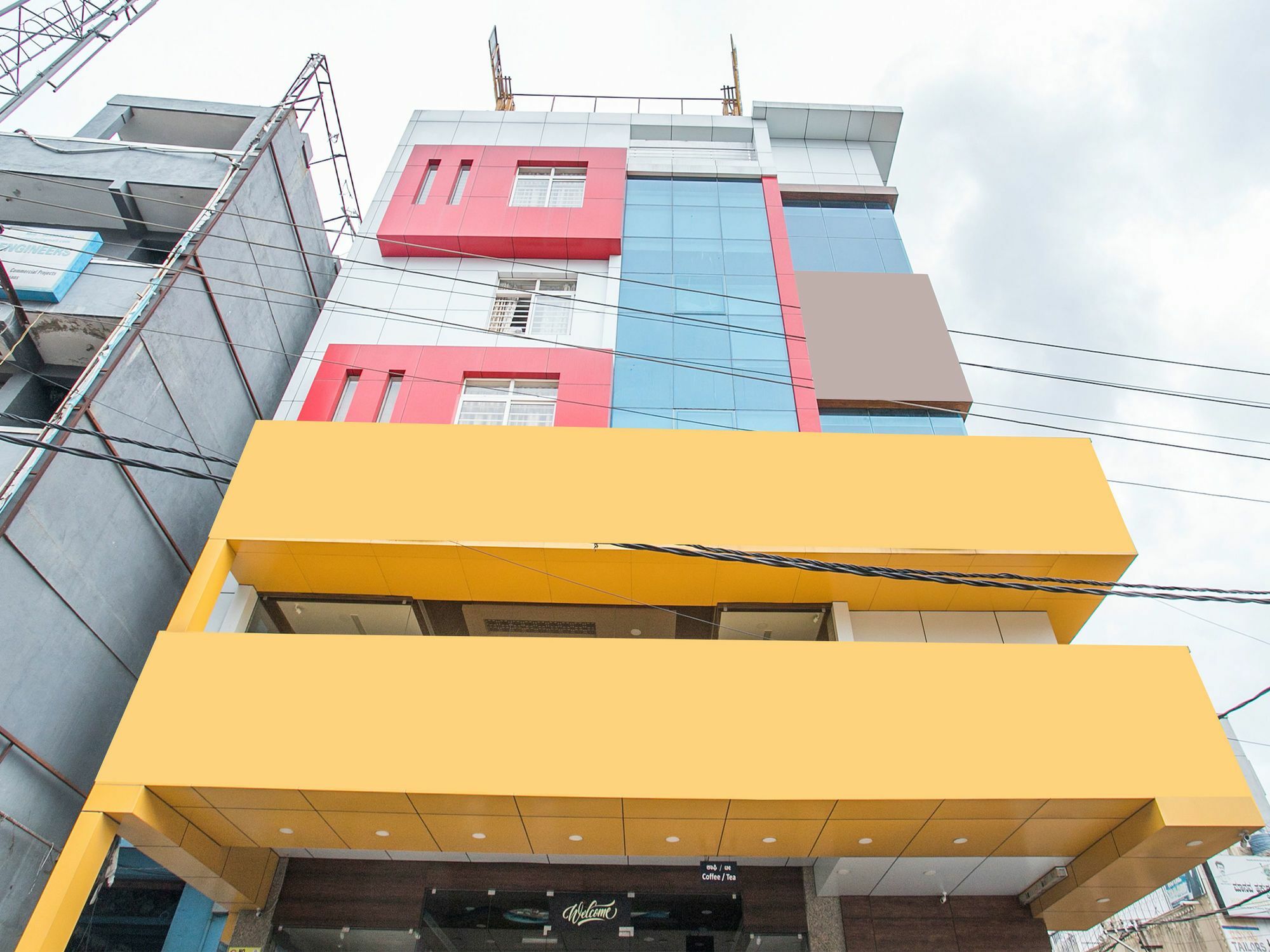 Capital O 15950 J K Residency Hotel 3*