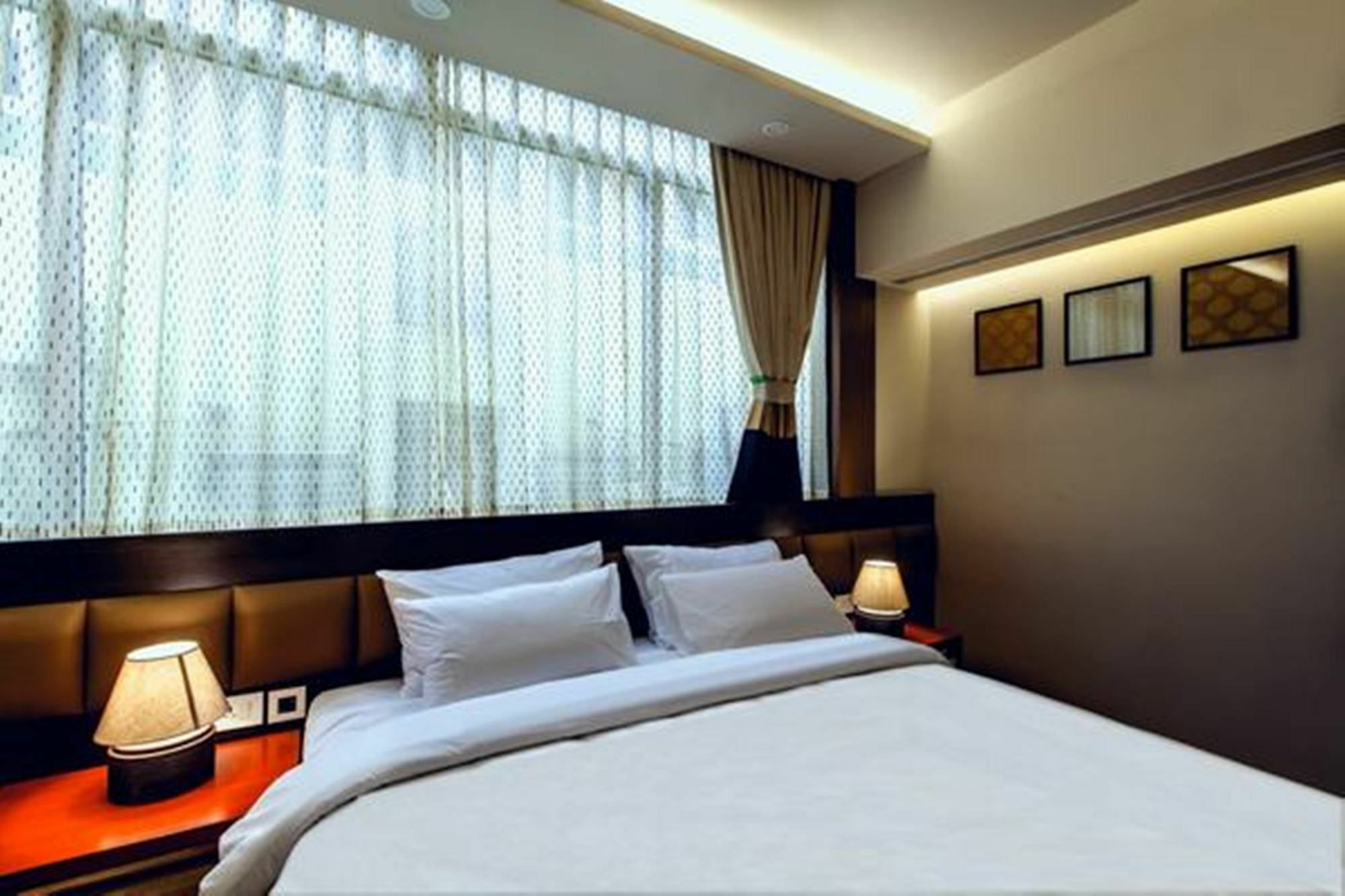 Minla Hotel Bangalore