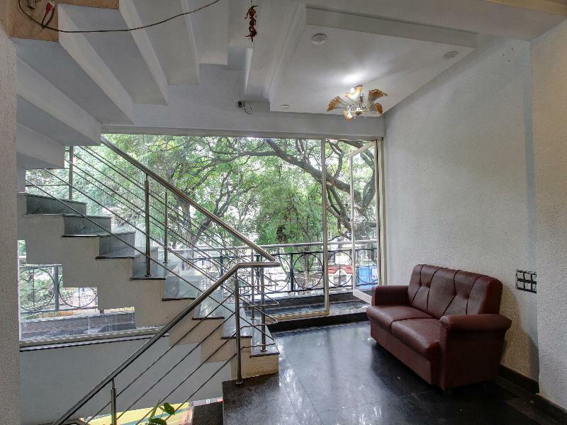 Oyo 10437 Hibiscus 3* Bangalore