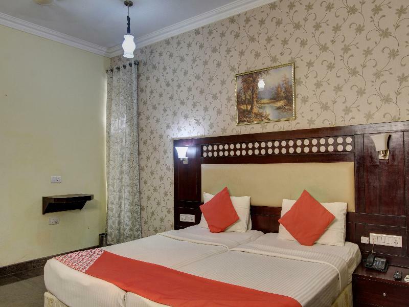 Hotel Oyo 10437 Hibiscus 3*