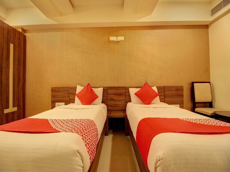 Oyo 8480 A2b Electronic 3* Bangalore