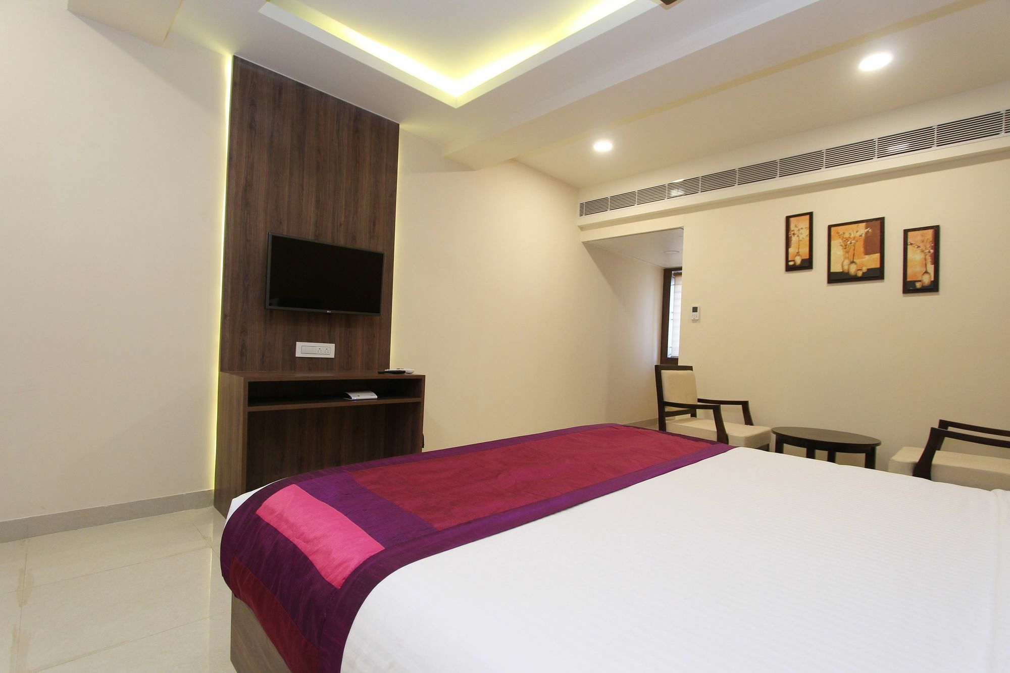 Oyo 8480 A2b Electronic Hotel