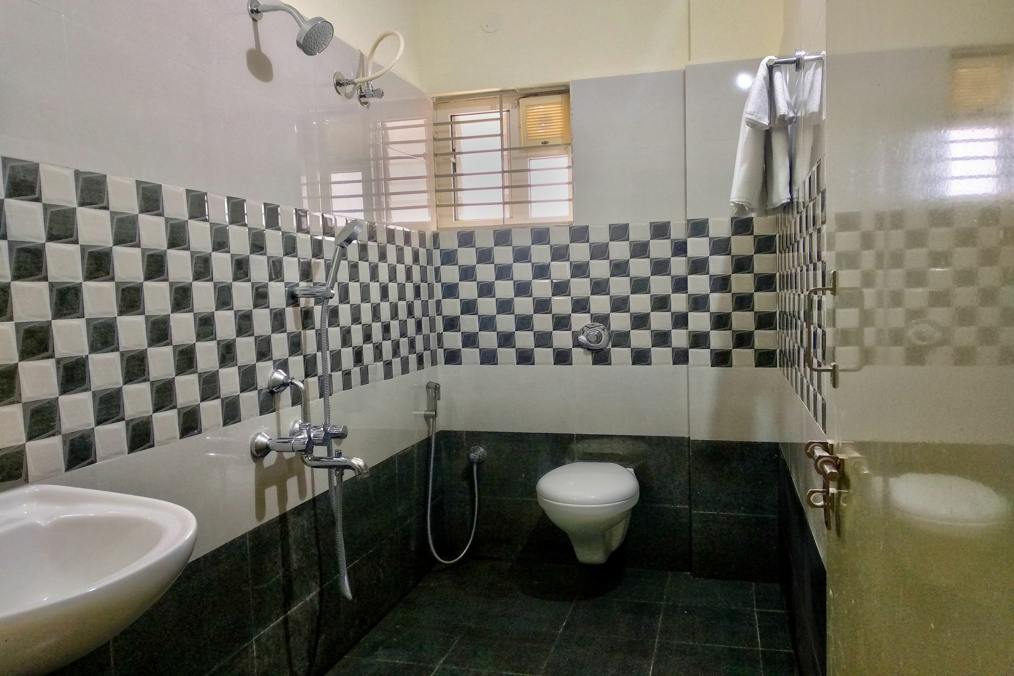 Ckb Hotel