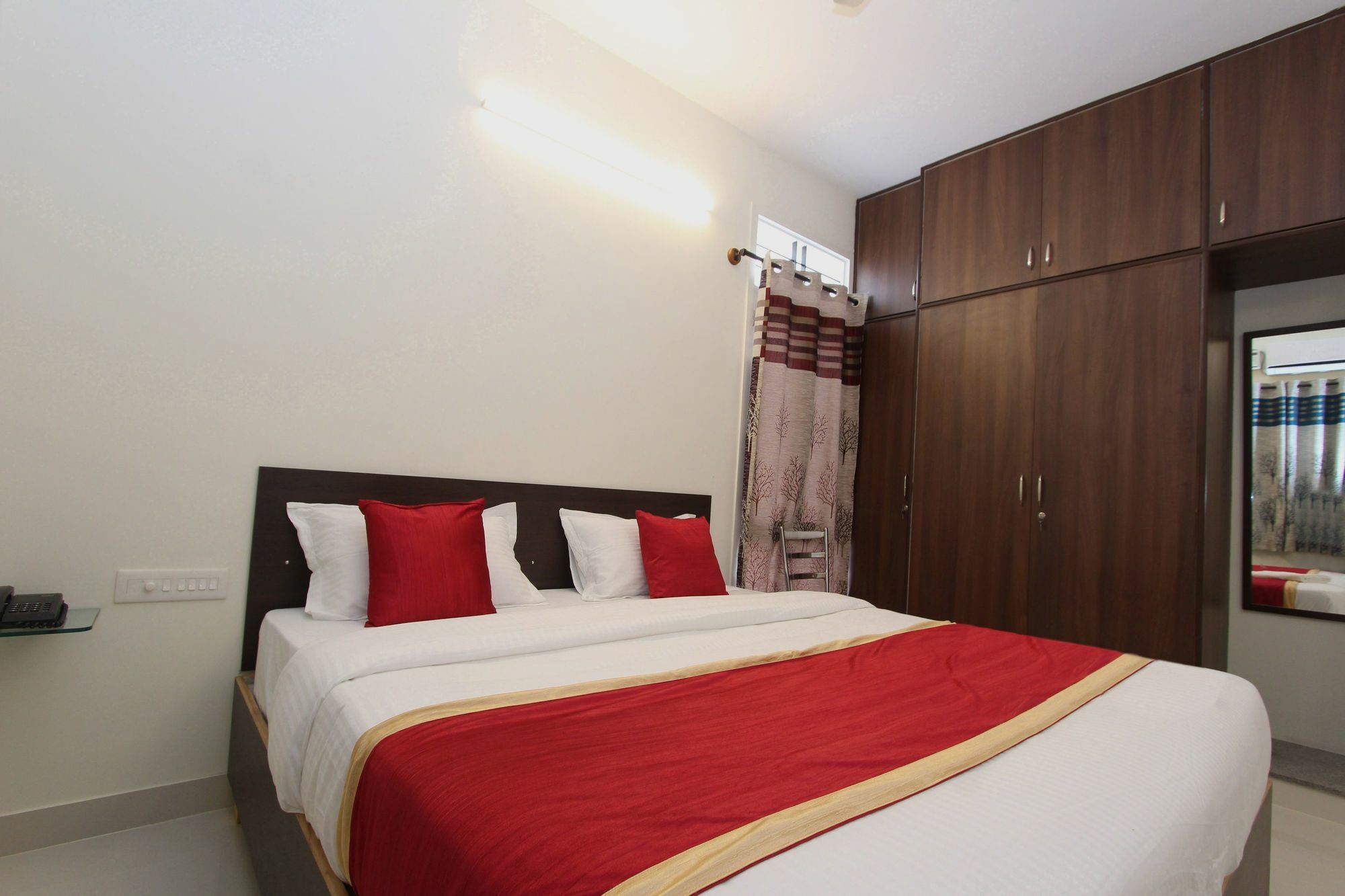 Oyo 8474 Greenland 3* Bangalore