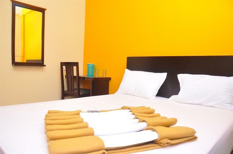 Breeze Hotel 3*