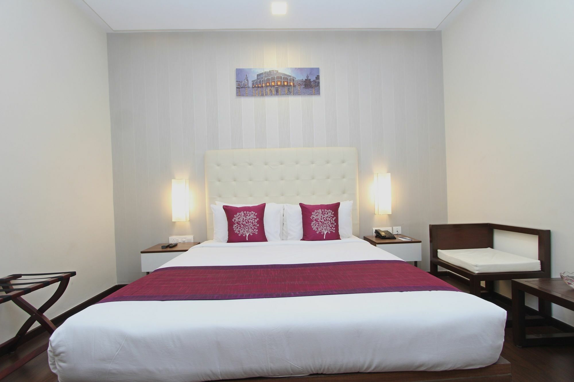Hotel Oyo 8045 Crest 3*