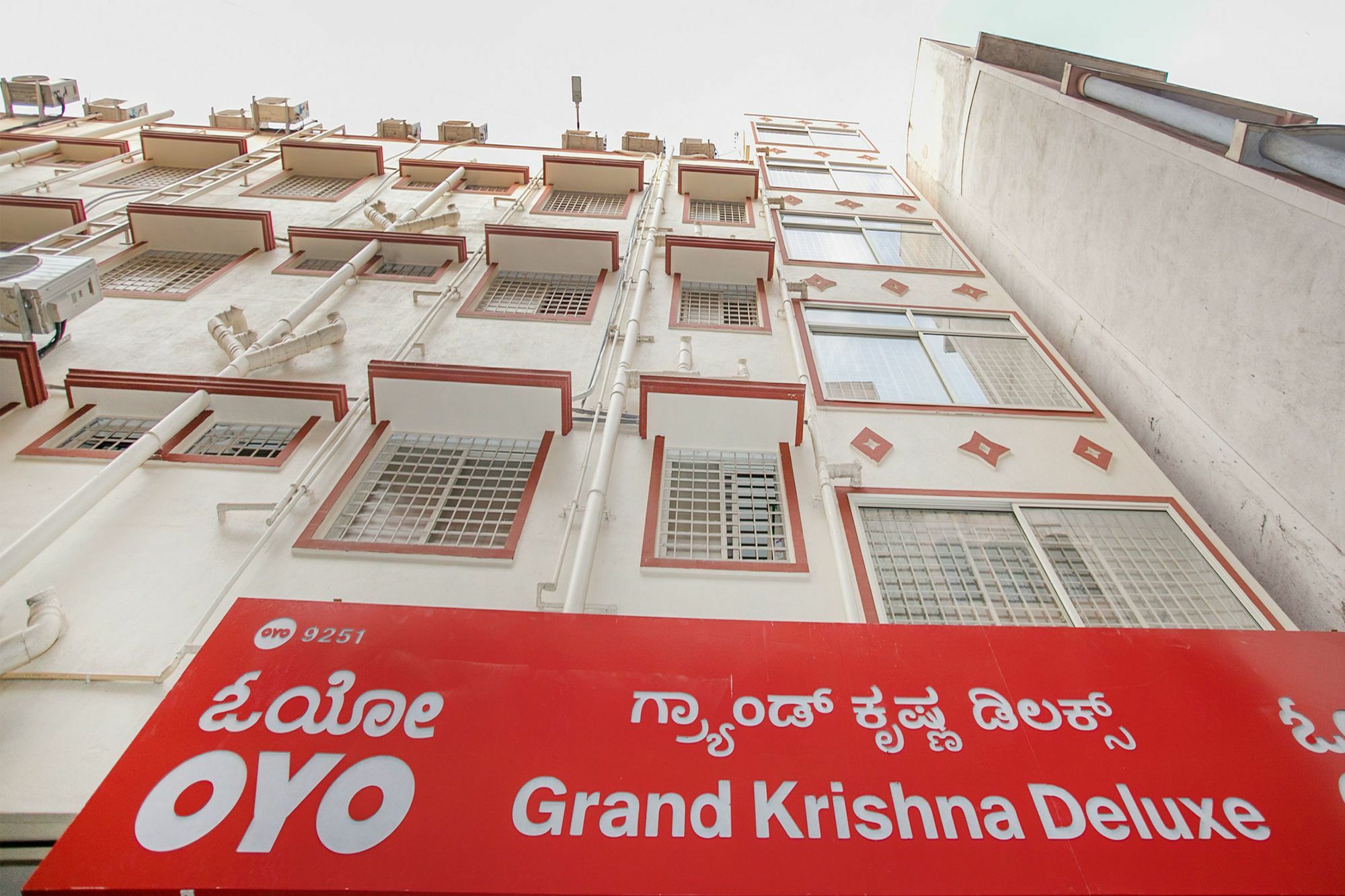 Fabexpress Grand Krishna Deluxe Hotel