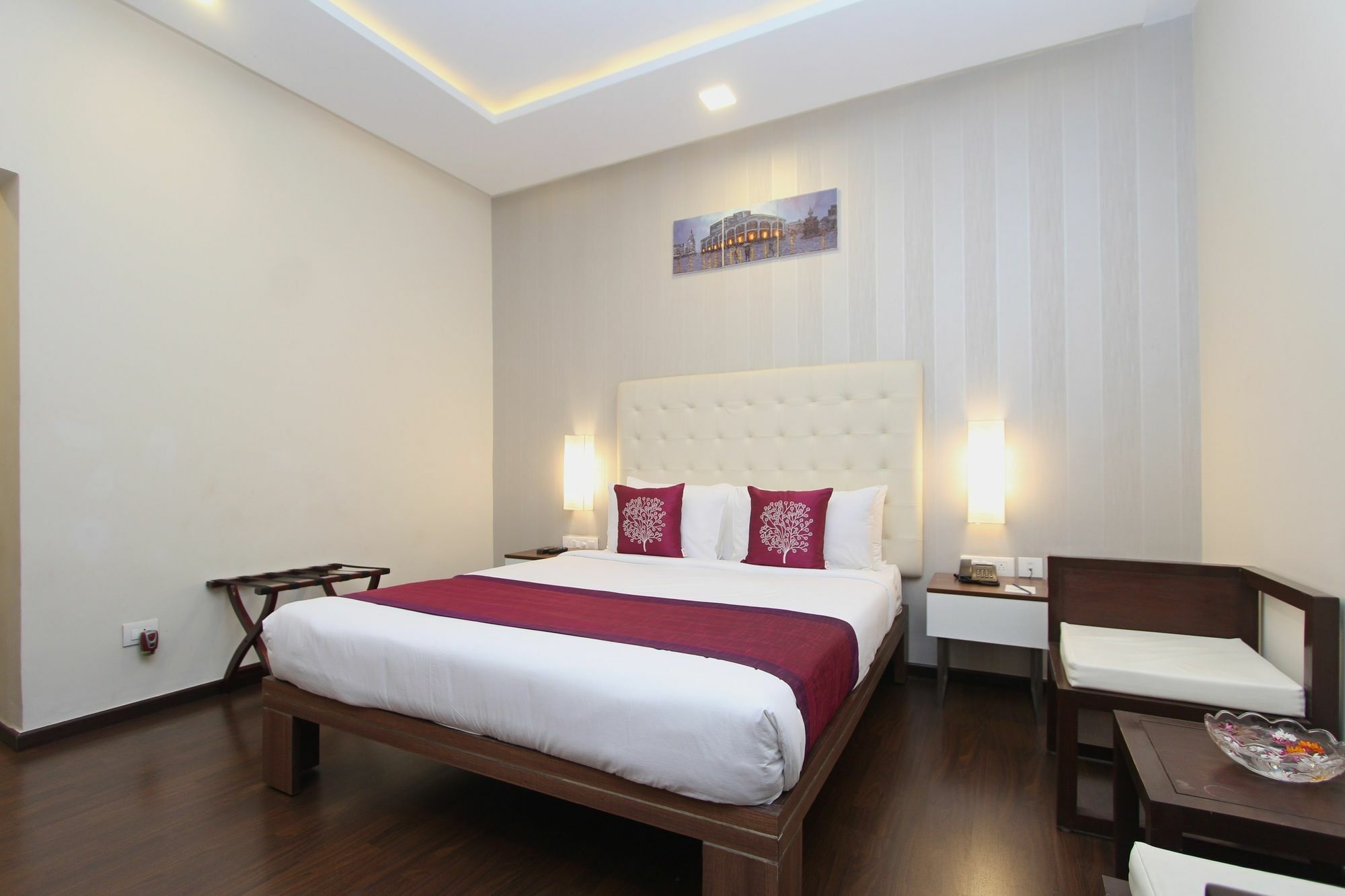 Oyo 8045 Crest Hotel Bangalore