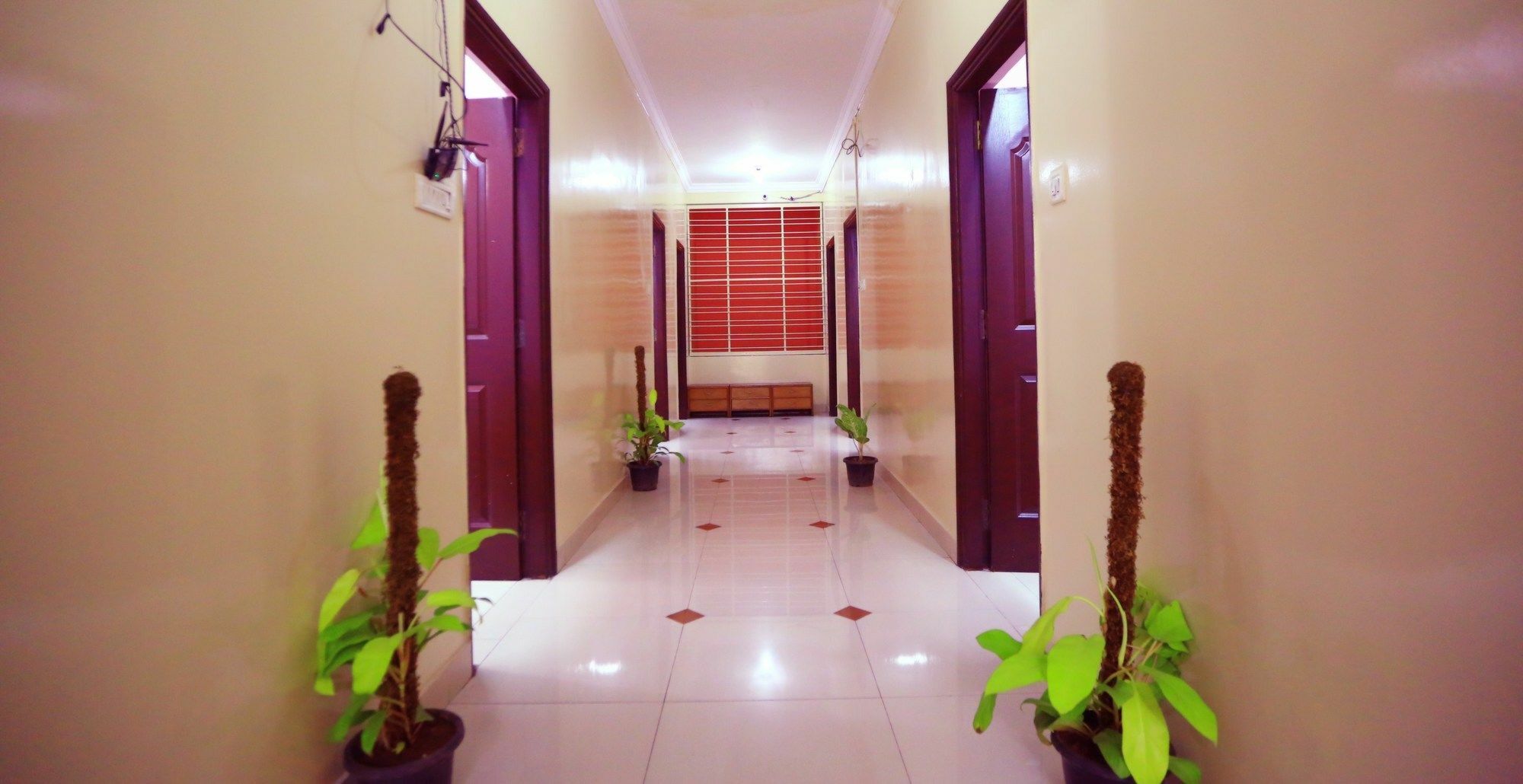 Hotel Queen's Castle 3*