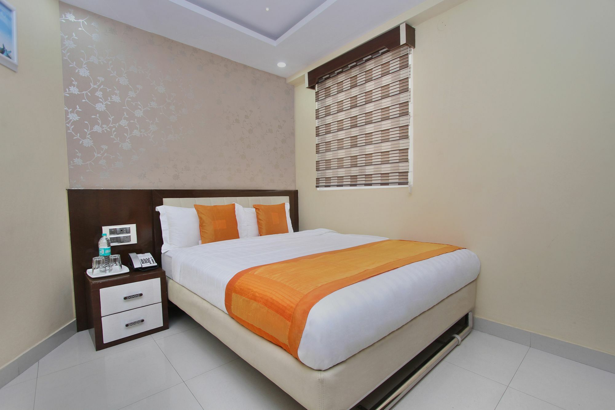 Oyo 5381 Swaraj Sarovar Hotel Bangalore