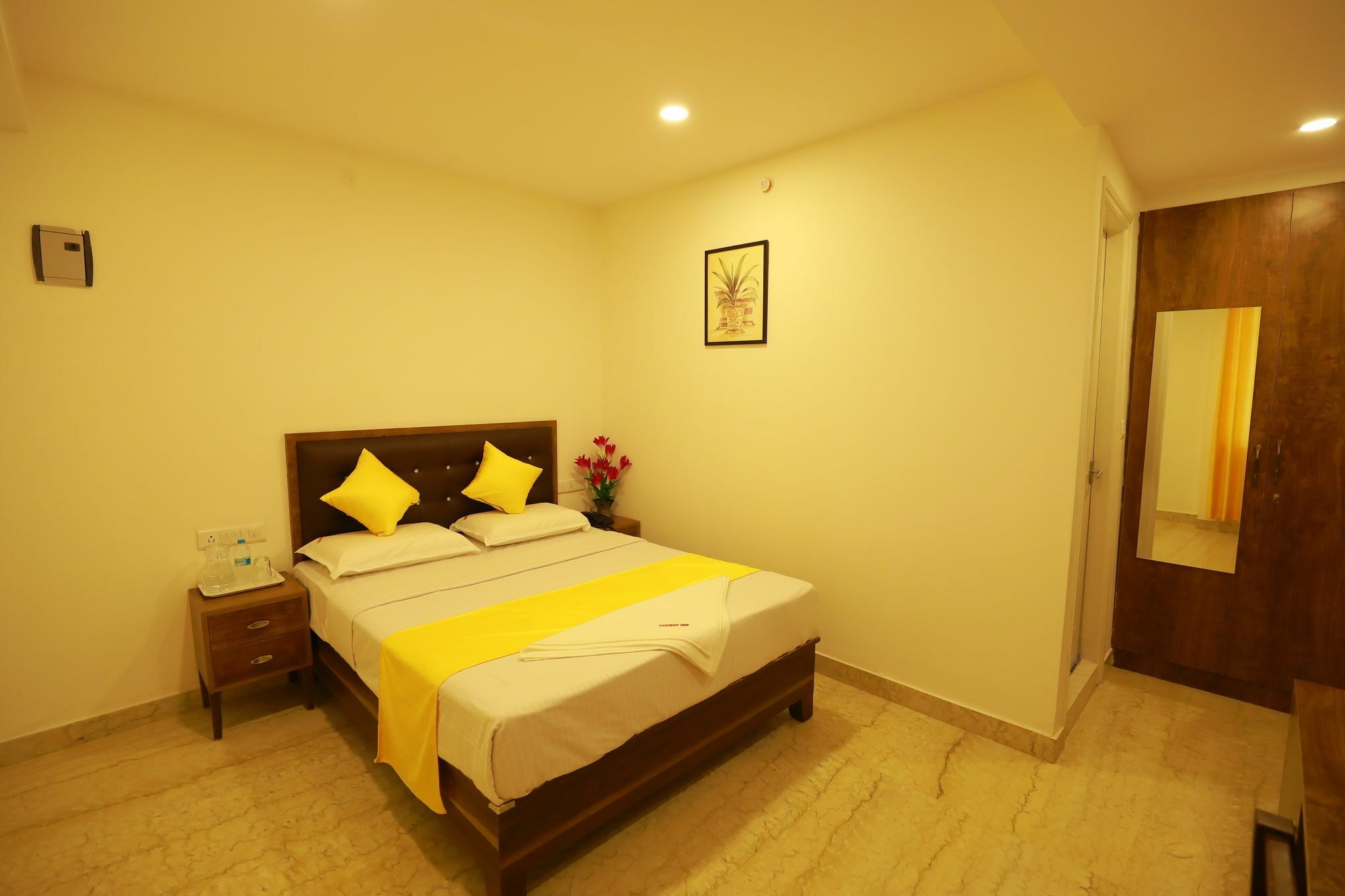 Fabhotel Oakwey - Indiranagar Bangalore