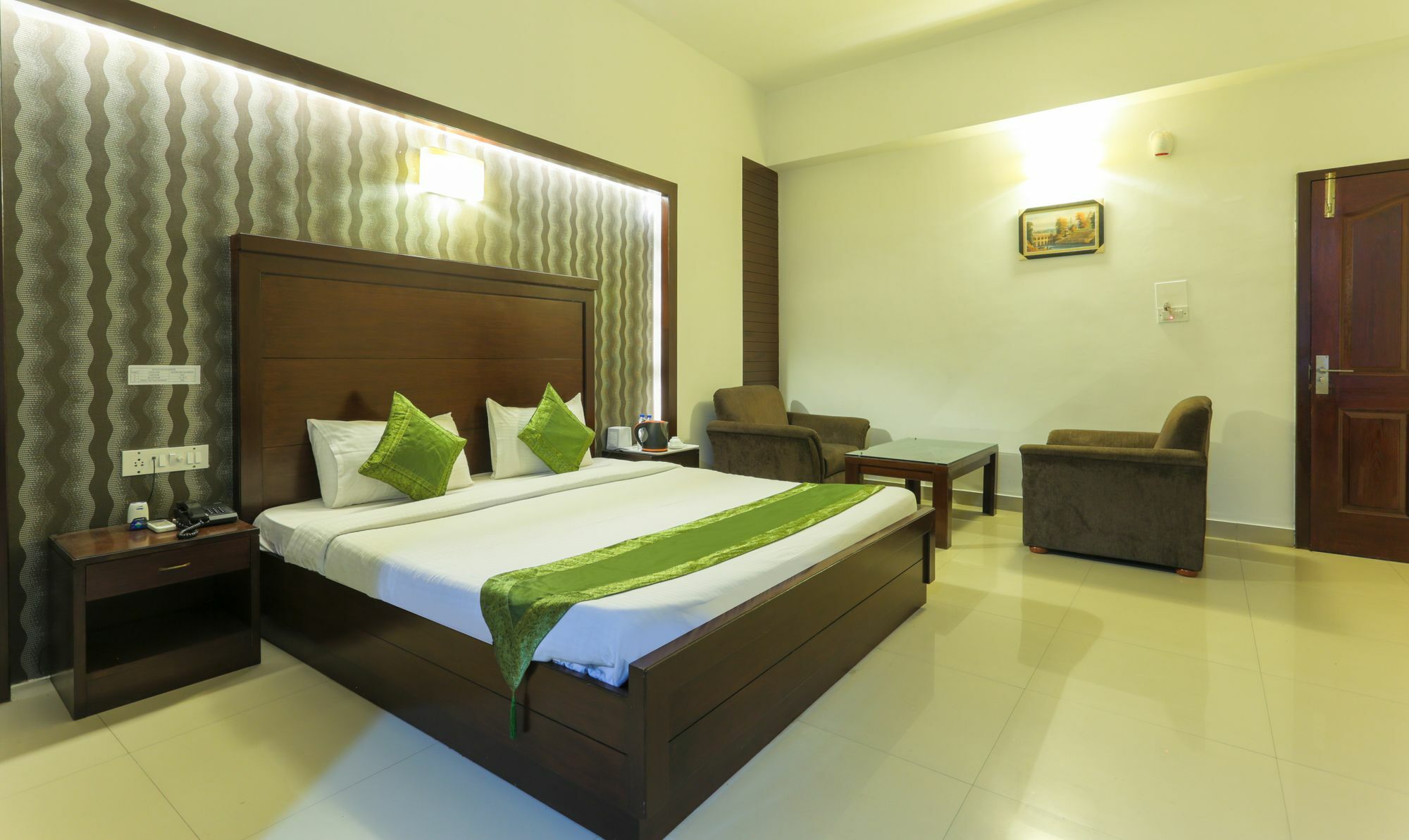 Treebo Canna Ngv Hotel 3*