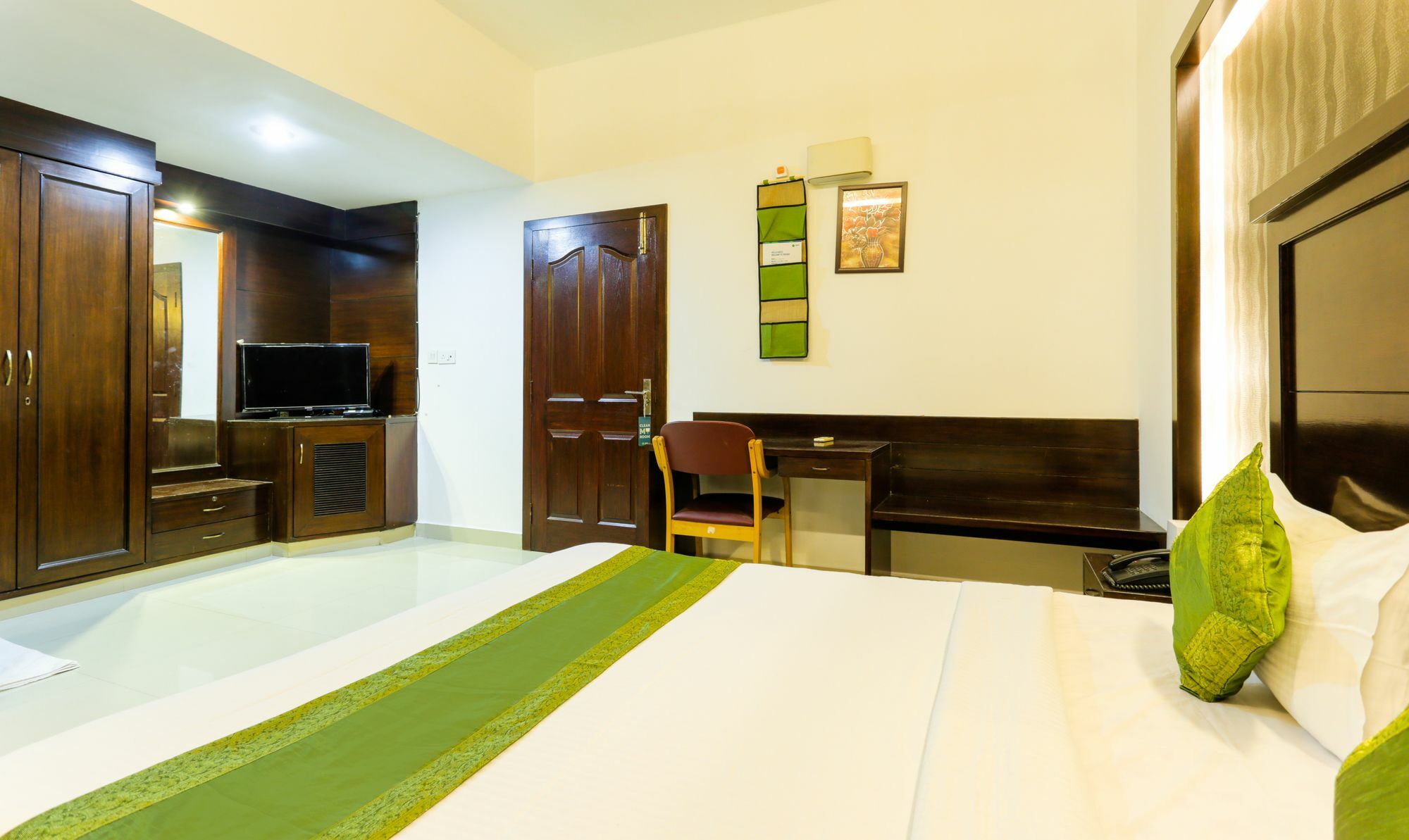 Treebo Canna Ngv Hotel Bangalore