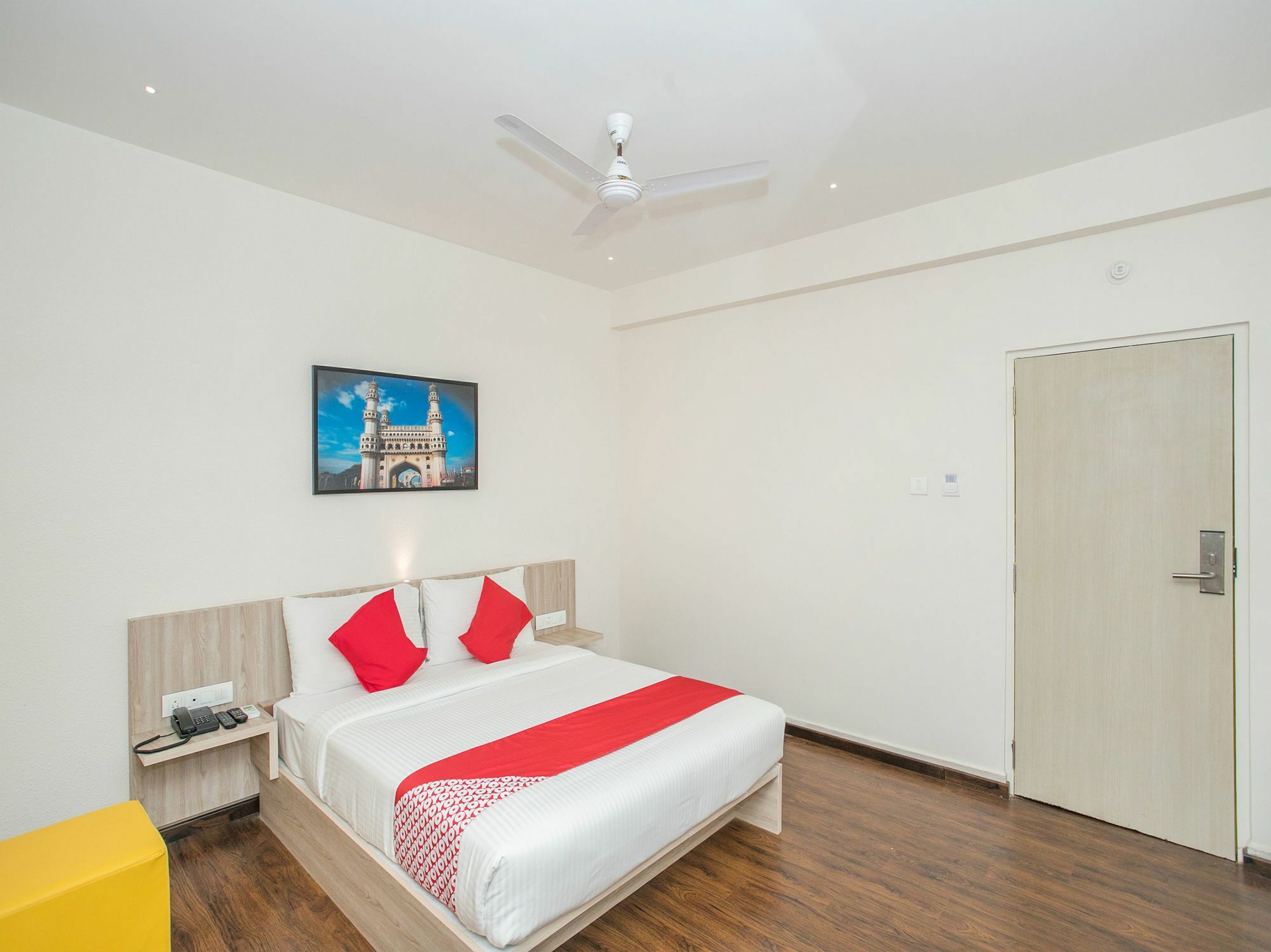 Capital O 15744 Northern 3* Bangalore
