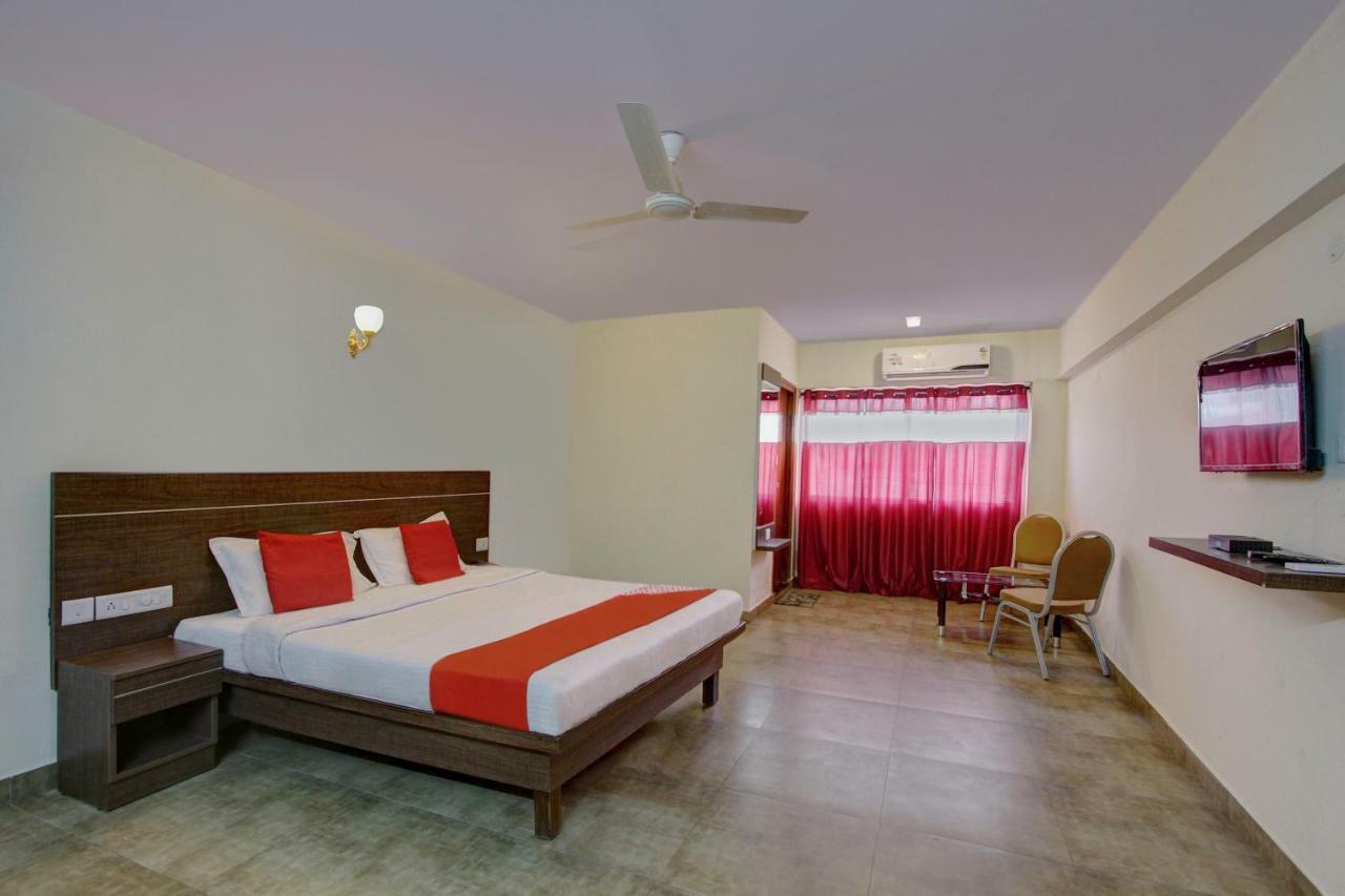 Oyo 26163 Jodidhar's Club 3* Bangalore