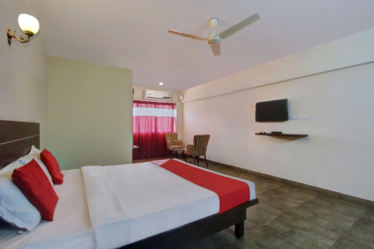 Hotel Oyo 26163 Jodidhar's Club