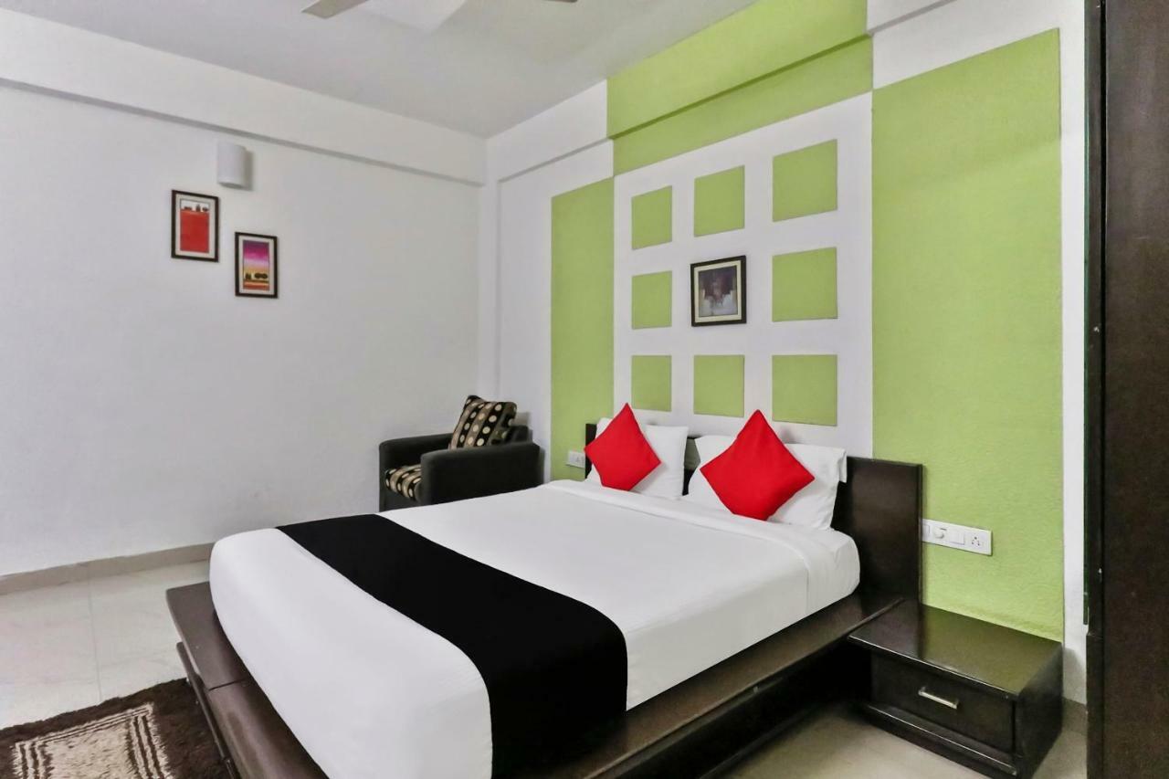 Capital O 16324 Niche Hotel