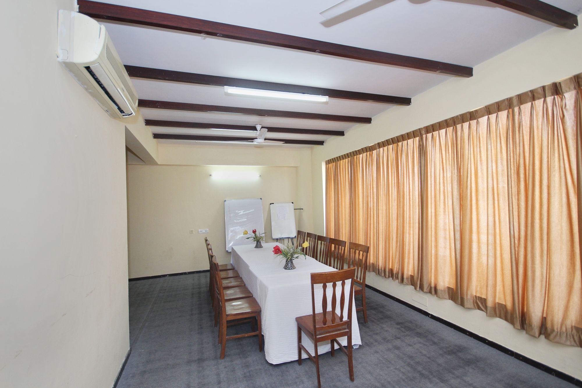 Hotel Oyo Whitefield Main Road Bangalore