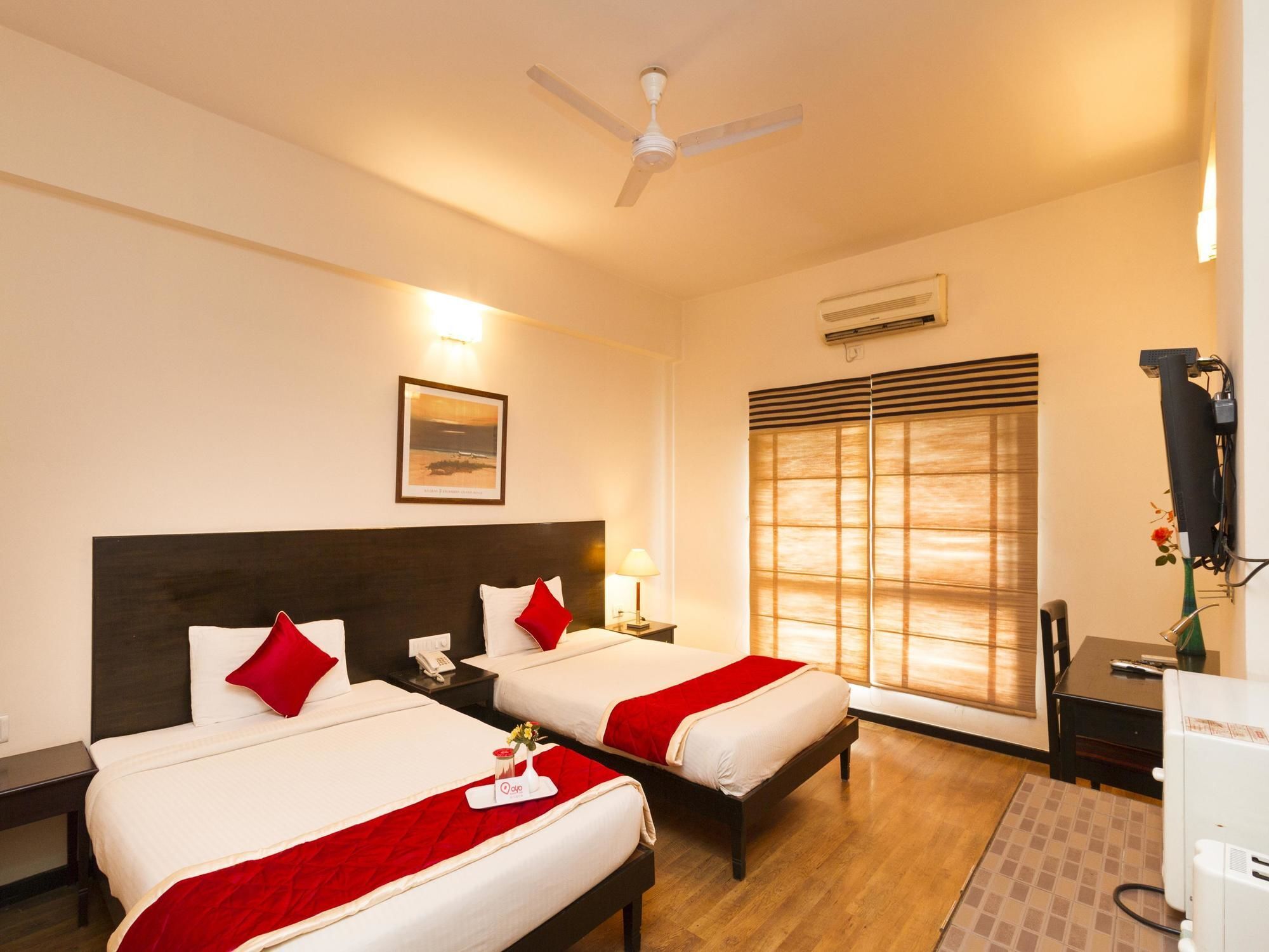 Oyo Whitefield Main Road Hotel 3*