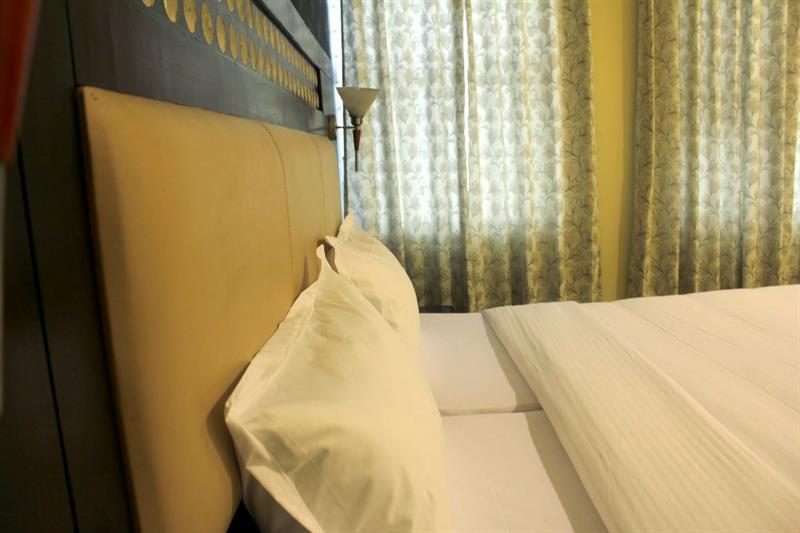 Hibiscus Koramangala Hotel 2*