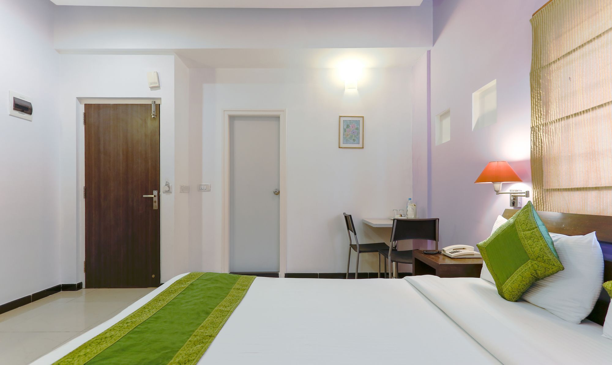Treebo Red Carpet Hotel 3*