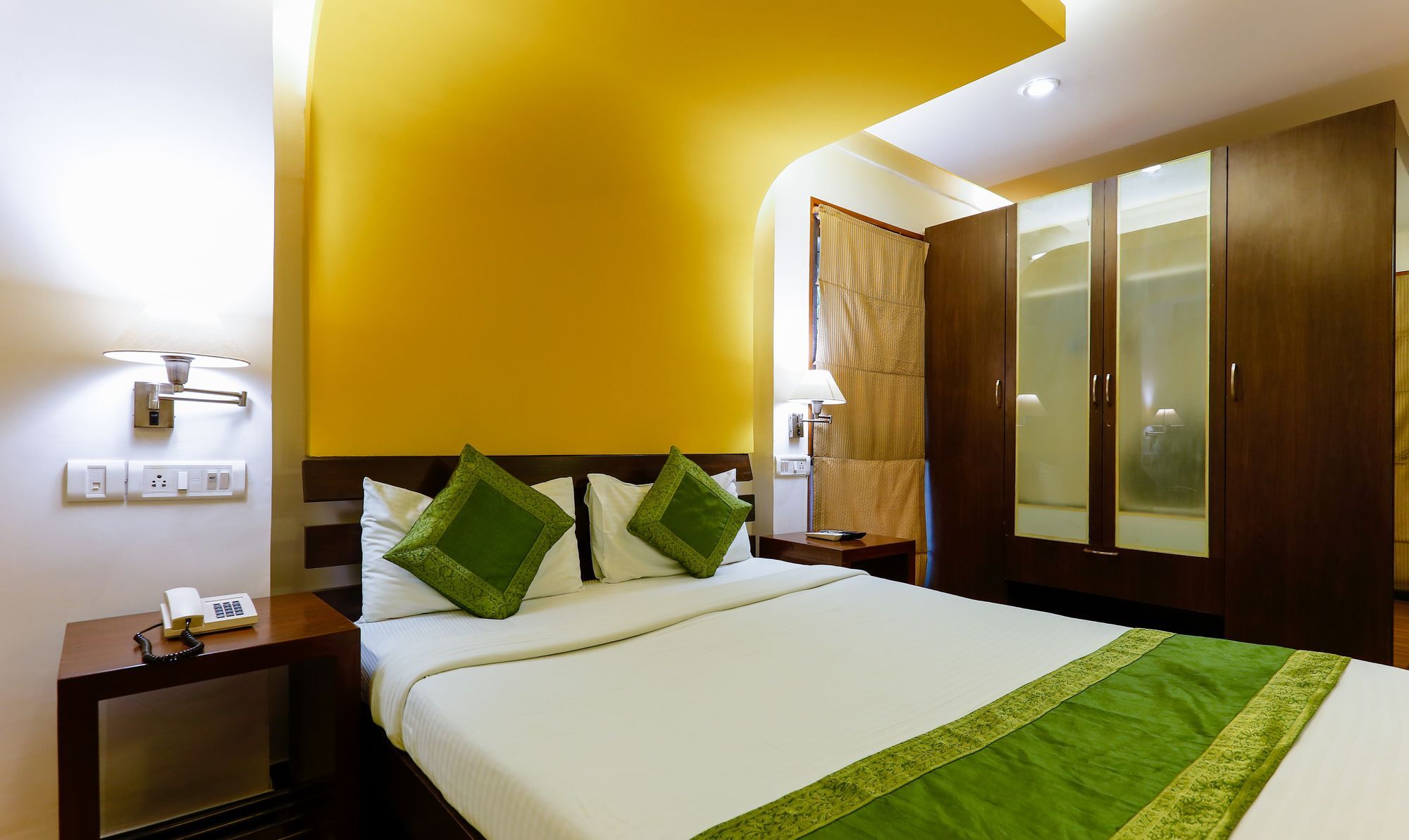 Treebo Red Carpet Hotel