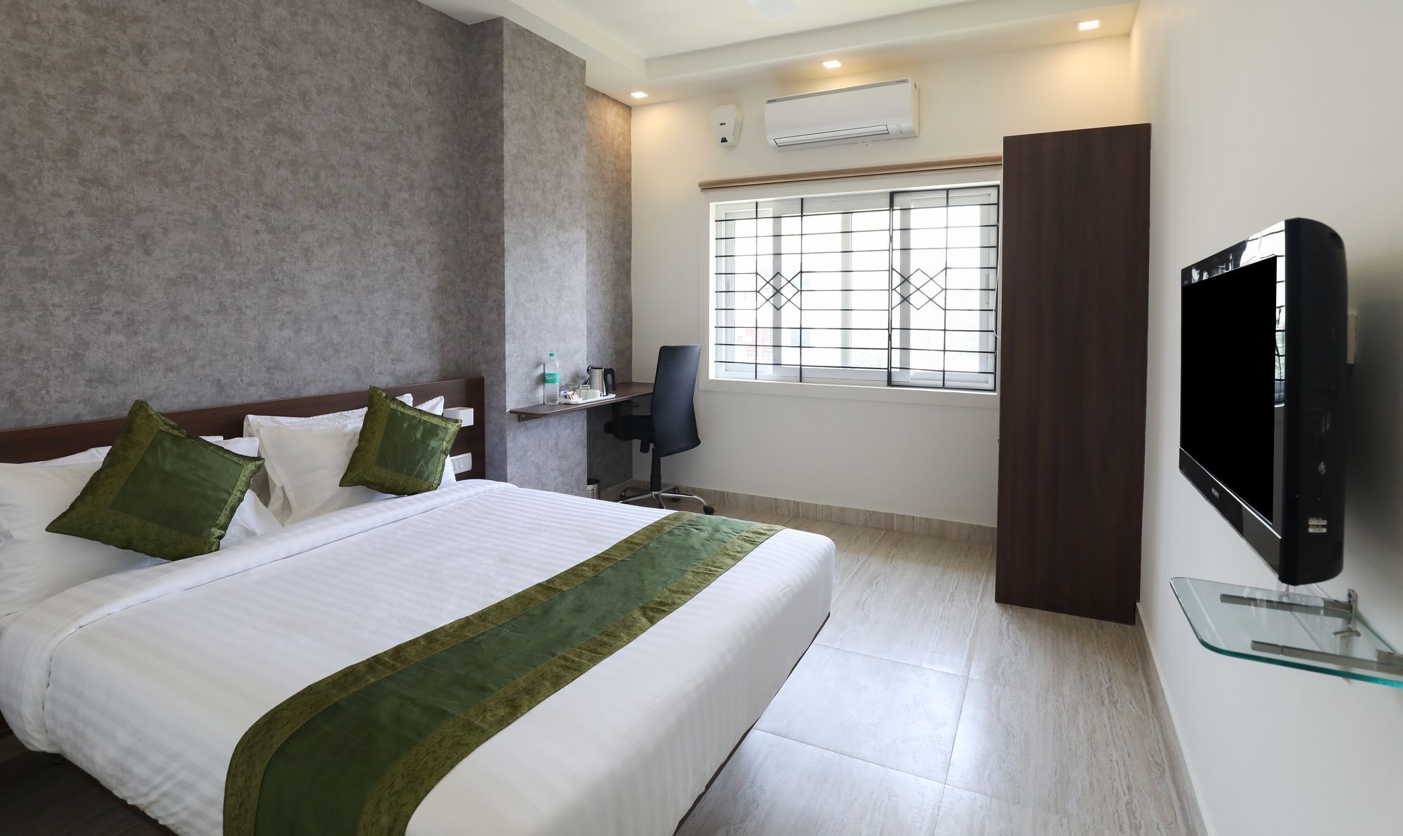 Treebo D'brooks Hotel Bangalore