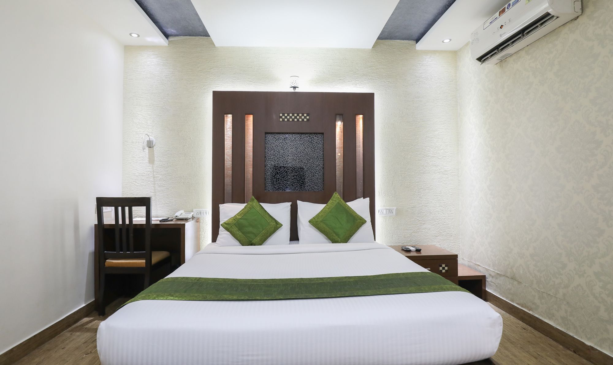 Hotel Treebo Select Grand Premier 3*