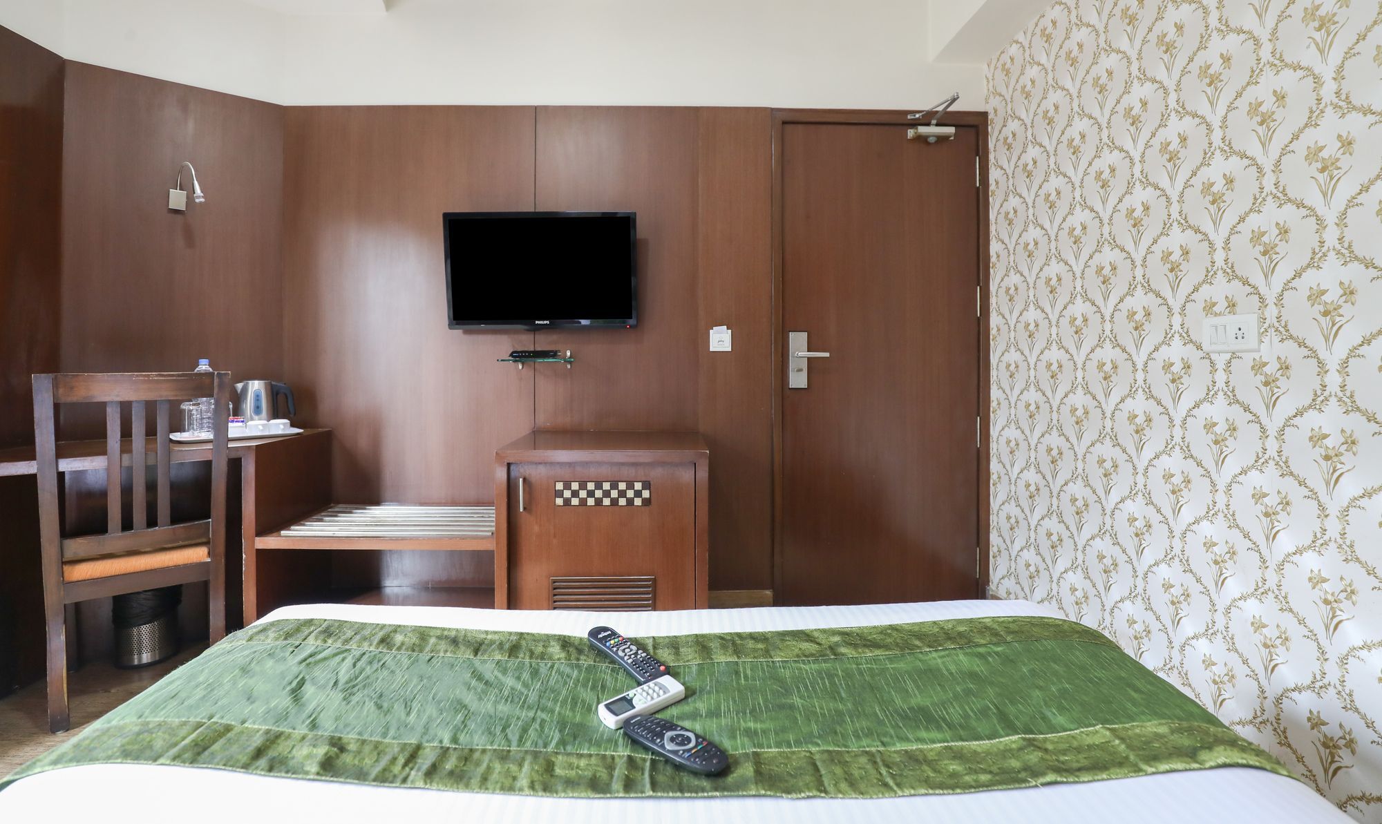 Hotel Treebo Select Grand Premier 3*
